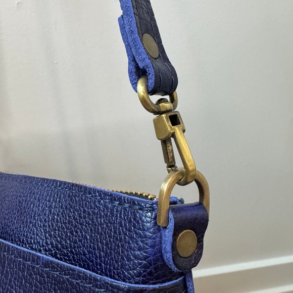 Portland Leather Goods Indigo Blue Pebbled Leather Crossbody Bag Zip Top Handbag - Picture 5 of 12